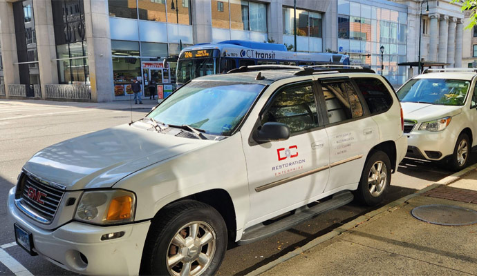 Dc restoration service vehicle