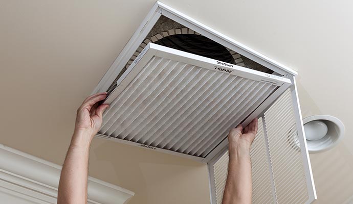 Duct smoke and odor cleaning service