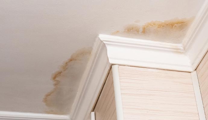 Water stain on the ceiling